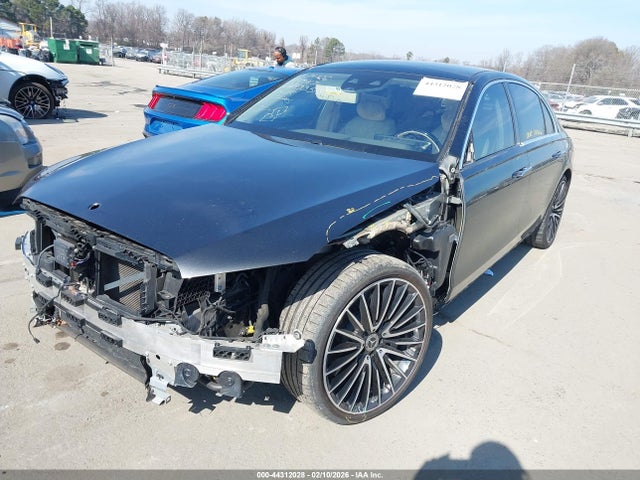 W1K6G6DB6NA133518 Mercedes-Benz S 500 4matic