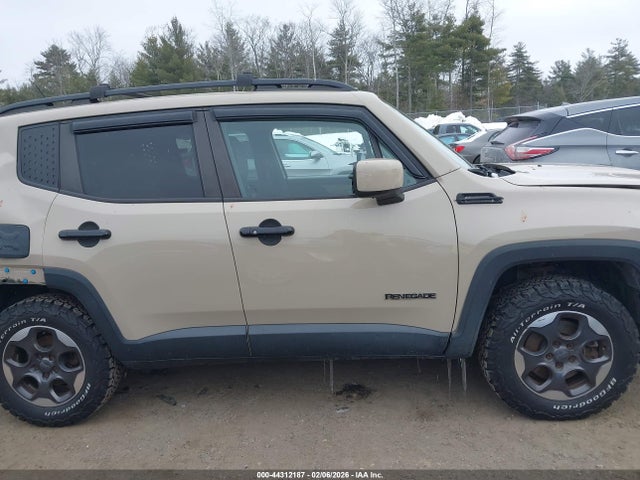 Jeep Renegade Latitude 2015 ZACCJBBH1FPB89091 Image 12