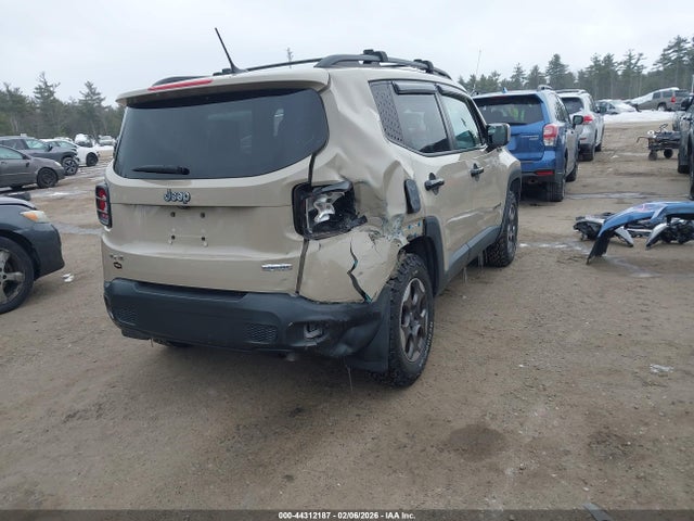 Jeep Renegade Latitude 2015 ZACCJBBH1FPB89091 Image 4
