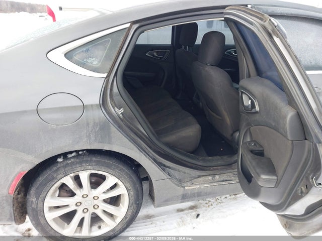2015 Chrysler 200 Limited მანქანა იყიდება აუქციონზე, vin: 1C3CCCAB0FN598418, აუქციონის ნომერი: 44312257