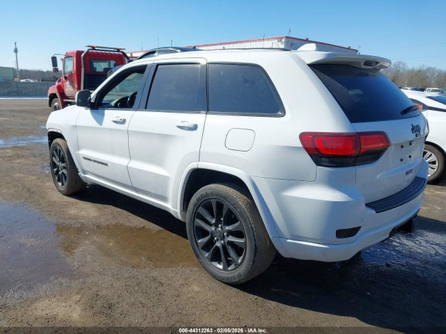 2021 JEEP GRAND CHEROKEE 1C4RJFAGXMC515367 Photo 2