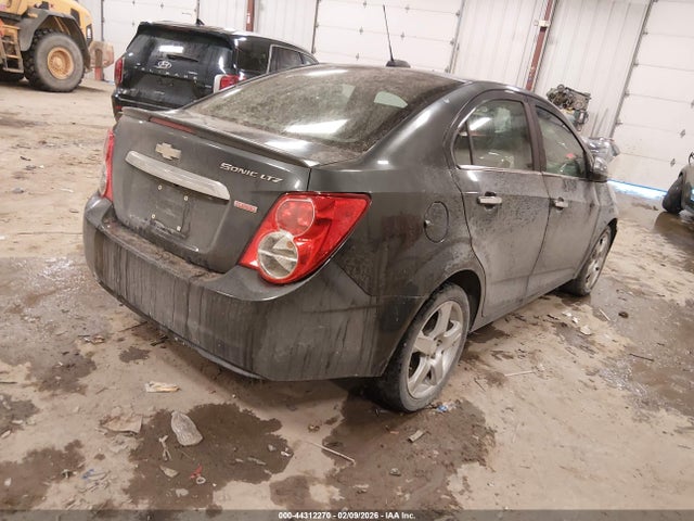 44312270 :رقم المزاد ، 1G1JE5SBXG4135225 vin ، 2016 Chevrolet Sonic Ltz Auto مزاد بيع