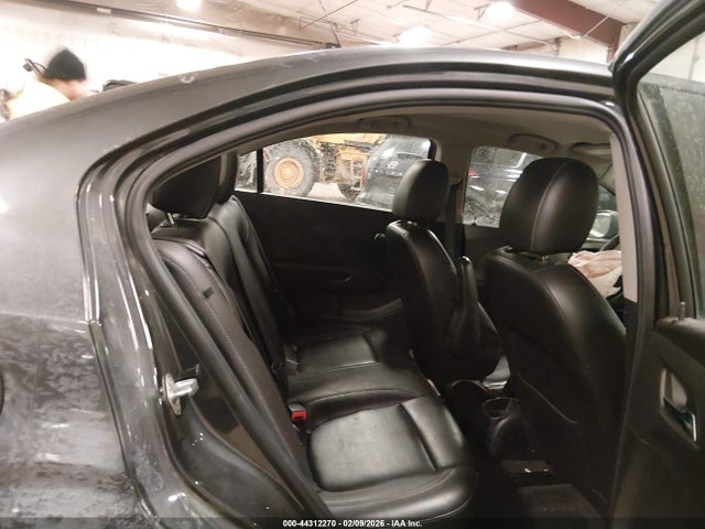 44312270 :رقم المزاد ، 1G1JE5SBXG4135225 vin ، 2016 Chevrolet Sonic Ltz Auto مزاد بيع