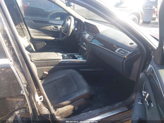 Продажа на аукционе авто 2014 Mercedes-benz E 350, vin: WDDHF5KB4EA921609, номер лота: 44312312