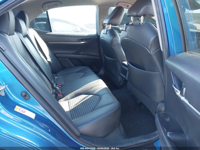 4T1B11HK3KU230964 Toyota CAMRY SE