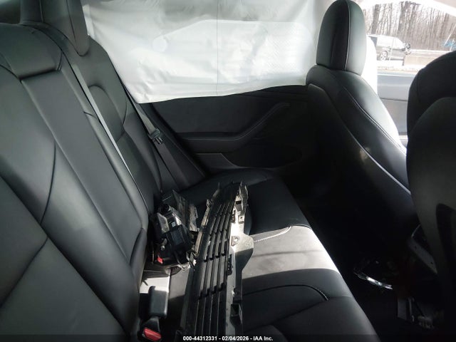 Tesla Model 3 Long Range Dual Motor All-wheel Drive 2022 5YJ3E1EB0NF325402 Image 8