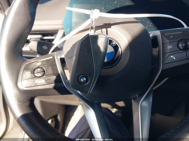 2023 BMW X1 WBX73EF07P5X50344 Photo 10