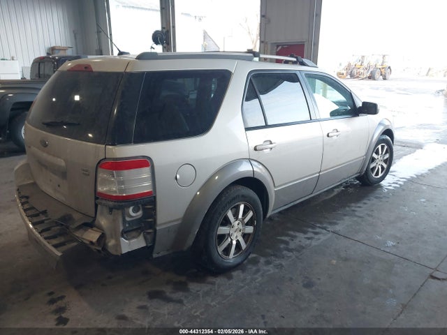 2008 FORD TAURUS X 1FMDK05W18GA20703 Photo 3