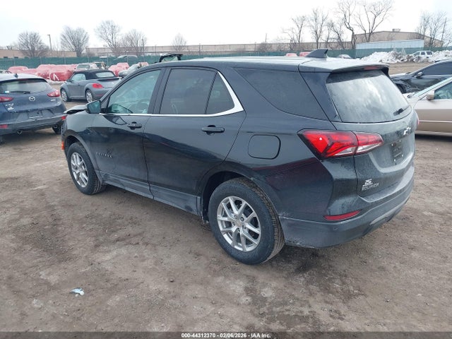 2024 CHEVROLET EQUINOX 3GNAXUEG1RL156438 Photo 2
