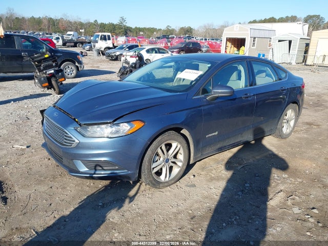 3FA6P0LU8JR228842 Ford Fusion Hybrid Se