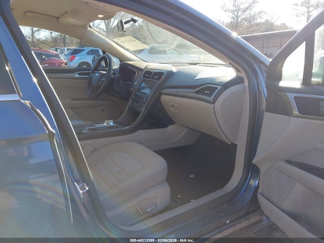 3FA6P0LU8JR228842 Ford Fusion Hybrid Se