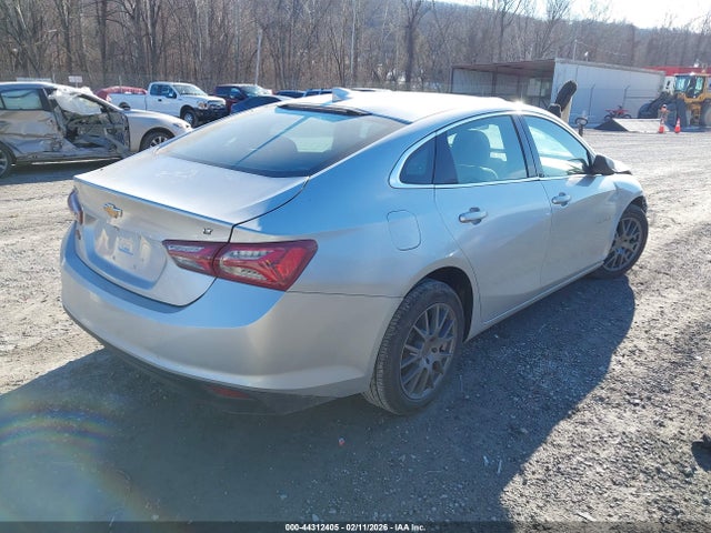 2021 CHEVROLET MALIBU 1G1ZD5ST8MF070325 Photo 3