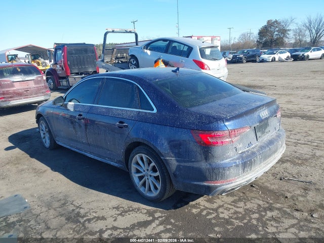 2019 AUDI A4 WAUENAF42KA085490 Photo 2