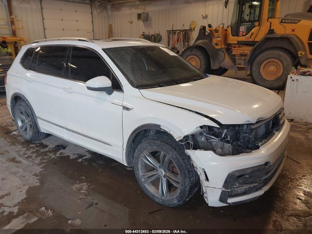 Auction sale of the 2018 Volkswagen Tiguan 2.0t Se/2.0t Sel, vin: 3VV2B7AX0JM217099, lot number: 44312453