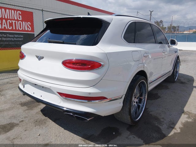 2021 BENTLEY BENTAYGA SJAAM2ZV6MC035120 Photo 3