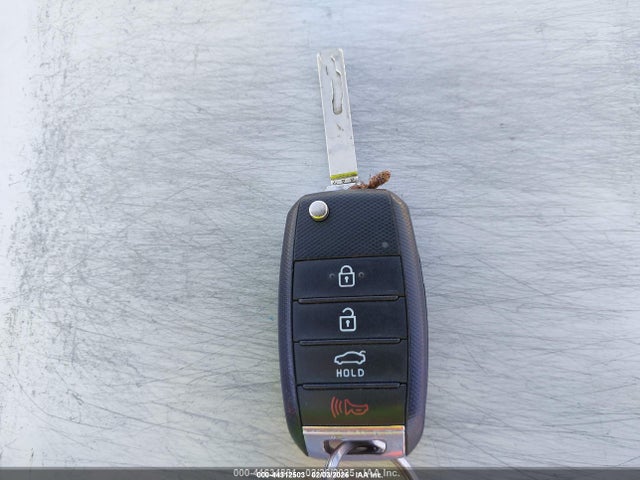 5XXGT4L38GG061222 KIA Optima Lx