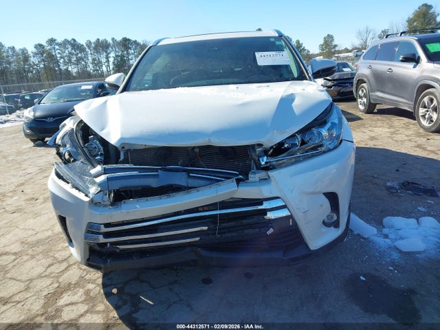 5TDDZRFH8KS736726 Toyota Highlander Limited Platinum