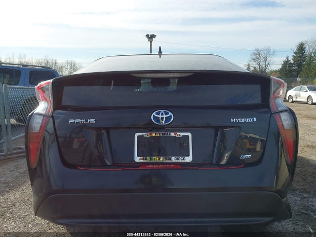 Toyota Prius Two Eco 2017 JTDKARFU8H3533471 Image 17