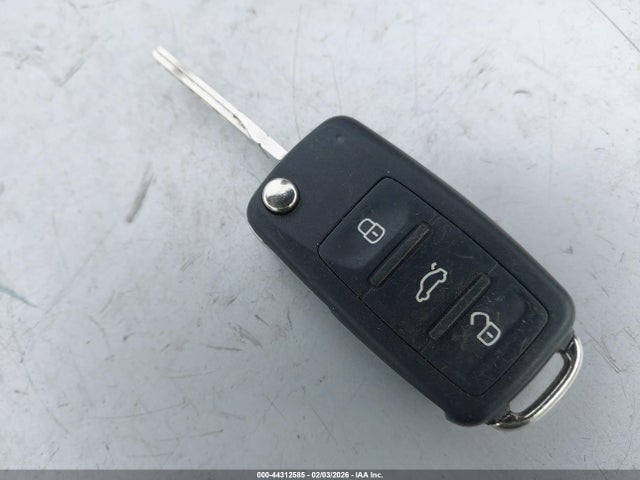 44312585 :رقم المزاد ، WVGAV3AX5EW560387 vin ، 2014 Volkswagen Tiguan R-line مزاد بيع
