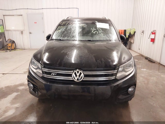 44312585 :رقم المزاد ، WVGAV3AX5EW560387 vin ، 2014 Volkswagen Tiguan R-line مزاد بيع