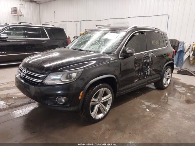 44312585 :رقم المزاد ، WVGAV3AX5EW560387 vin ، 2014 Volkswagen Tiguan R-line مزاد بيع