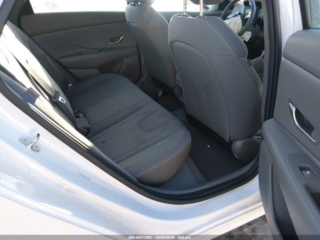 Hyundai ELANTRA SEL 2024 KMHLM4DG9RU782011 Image 8