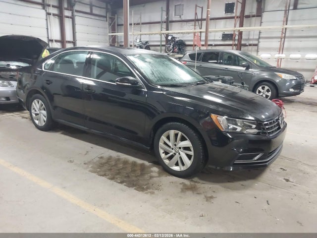 Продажа на аукционе авто 2018 Volkswagen Passat 2.0t Se, vin: 1VWBA7A33JC018965, номер лота: 44312612