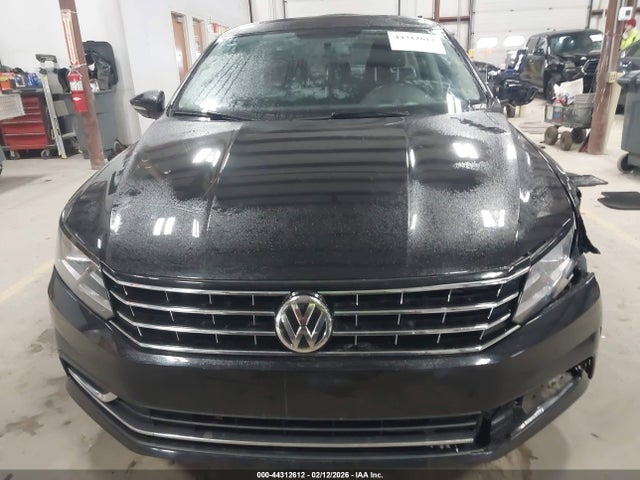 Aukcja sprzedaży 2018 Volkswagen Passat 2.0t Se, vin: 1VWBA7A33JC018965, numer aukcji: 44312612