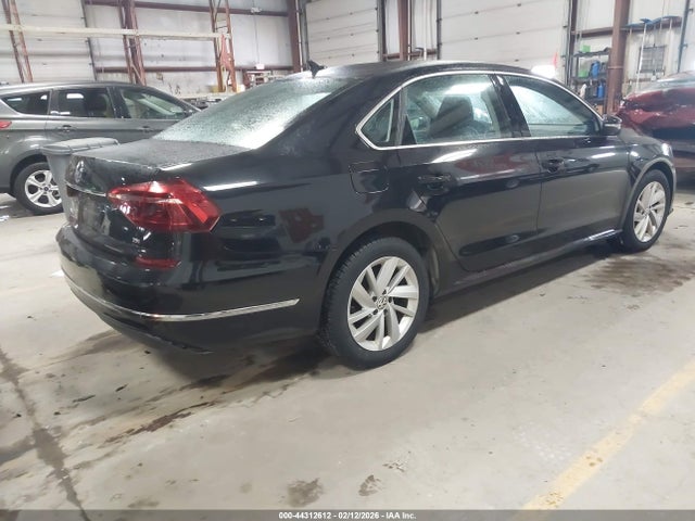 Aukcja sprzedaży 2018 Volkswagen Passat 2.0t Se, vin: 1VWBA7A33JC018965, numer aukcji: 44312612