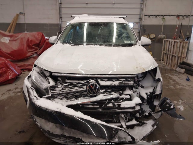 2022 Volkswagen Taos 1.5t Se მანქანა იყიდება აუქციონზე, vin: 3VVRX7B22NM064587, აუქციონის ნომერი: 44312631