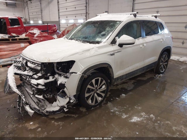 2022 Volkswagen Taos 1.5t Se მანქანა იყიდება აუქციონზე, vin: 3VVRX7B22NM064587, აუქციონის ნომერი: 44312631