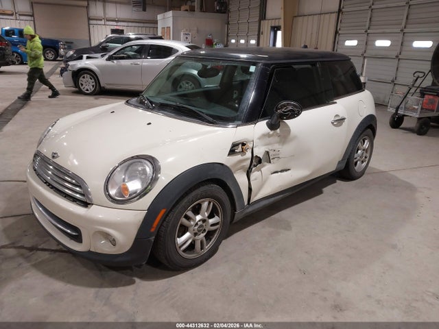 2013 MINI HARDTOP WMWSU3C58DT679362 Photo 1