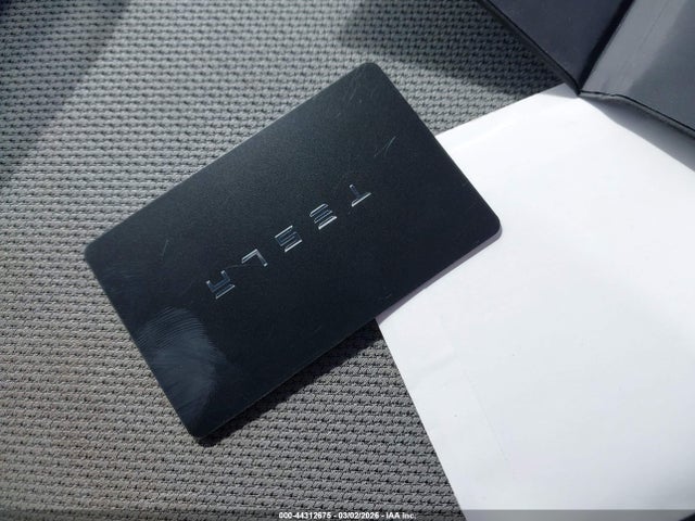 2025 TESLA MODEL 3 5YJ3E1EB4SF021145 Photo 10