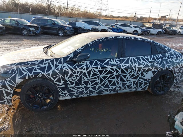 44312682 :رقم المزاد ، 1G1ZD5ST7JF253615 vin ، 2018 Chevrolet Malibu Lt مزاد بيع