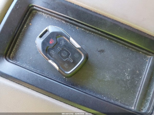 Продаж на аукціоні авто 2015 Gmc Yukon Xl 1500 Slt, vin: 1GKS1HKC8FR194863, номер лоту: 44312702