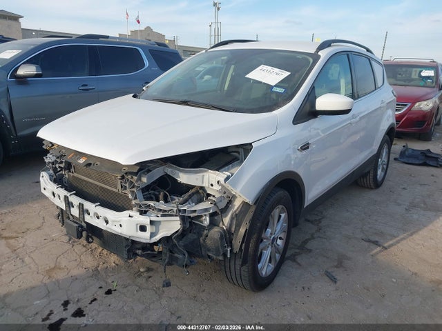 2018 FORD ESCAPE 1FMCU0GD9JUD07621 Photo 1