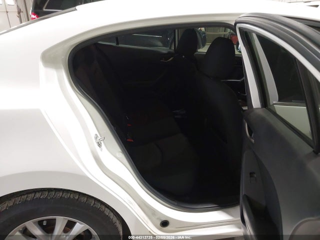 Mazda MAZDA3 2016 3MZBM1V72GM244388 Image 8