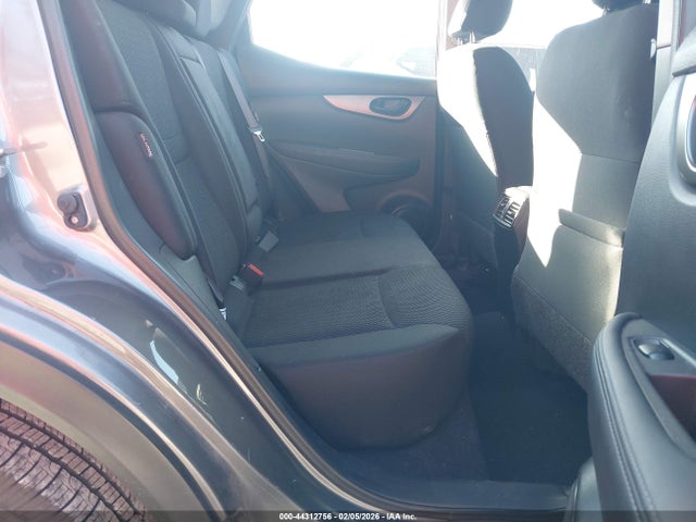 JN1BJ1CV5LW279243 Nissan Rogue Sport S Fwd Xtronic Cvt