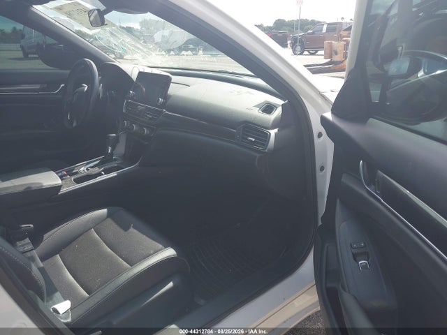 2020 Honda Accord Sport მანქანა იყიდება აუქციონზე, vin: 1HGCV1F38LA018252, აუქციონის ნომერი: 44312784