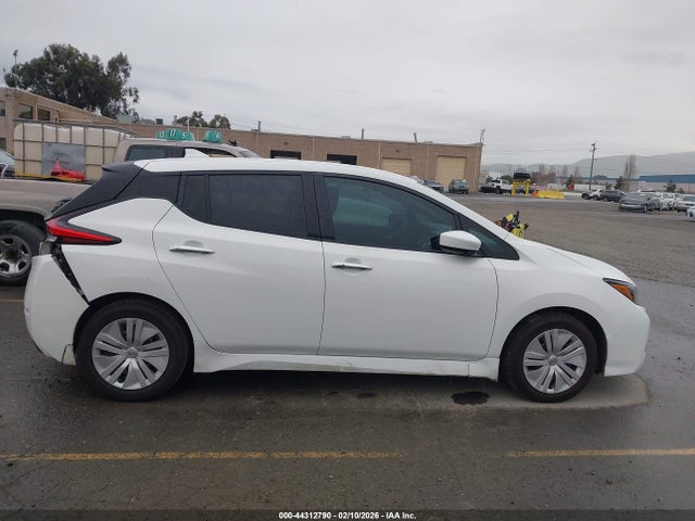 Nissan Leaf 2023 1N4AZ1BV5PC556618 Image 27