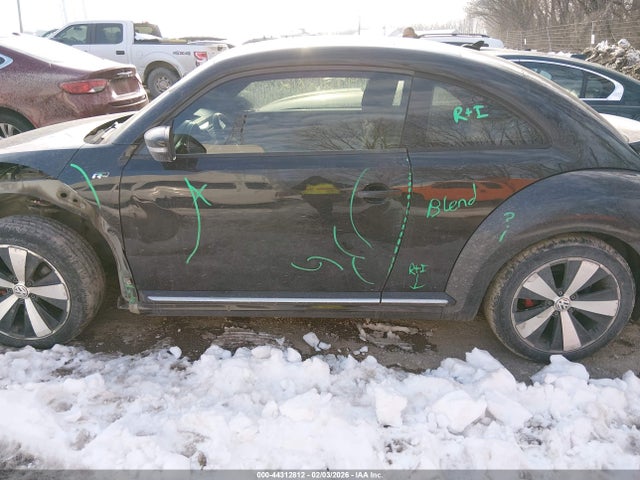Продаж на аукціоні авто 2015 Volkswagen Beetle 2.0t R-line, vin: 3VW4T7AT1FM604203, номер лоту: 44312812
