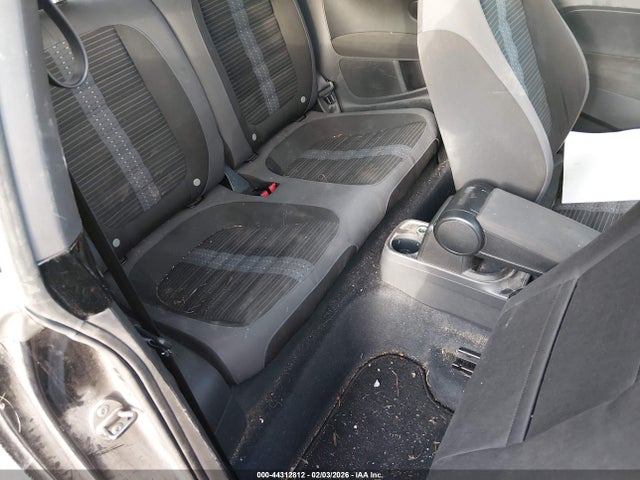 Продаж на аукціоні авто 2015 Volkswagen Beetle 2.0t R-line, vin: 3VW4T7AT1FM604203, номер лоту: 44312812