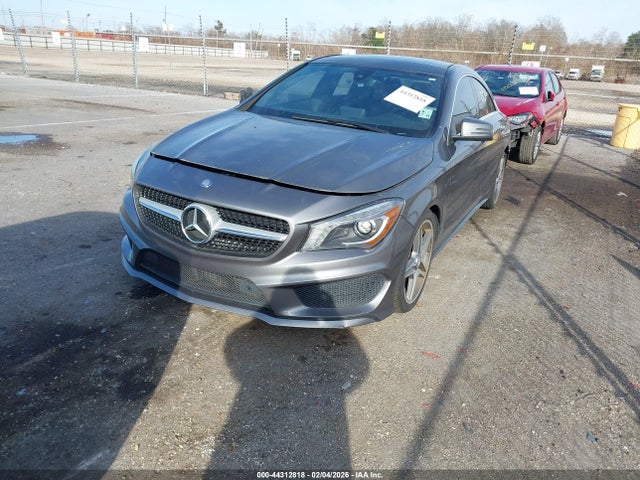 Mercedes-Benz CLA 250 2015 WDDSJ4EB7FN229266 Image 2