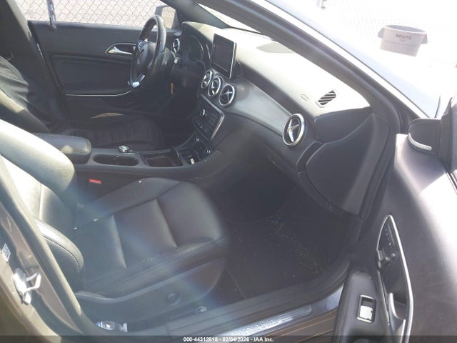 Mercedes-Benz CLA 250 2015 WDDSJ4EB7FN229266 Image 5