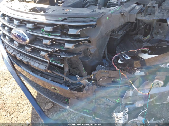 1FM5K8D8XHGB75935 Ford EXPLORER XLT