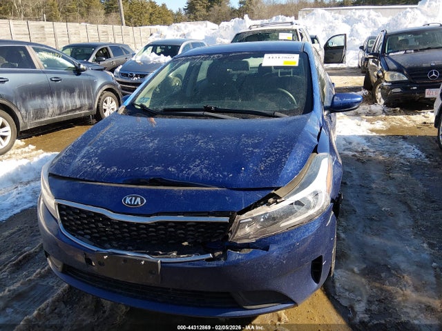 KIA FORTE LX 2018 3KPFL4A72JE241202 Image 12