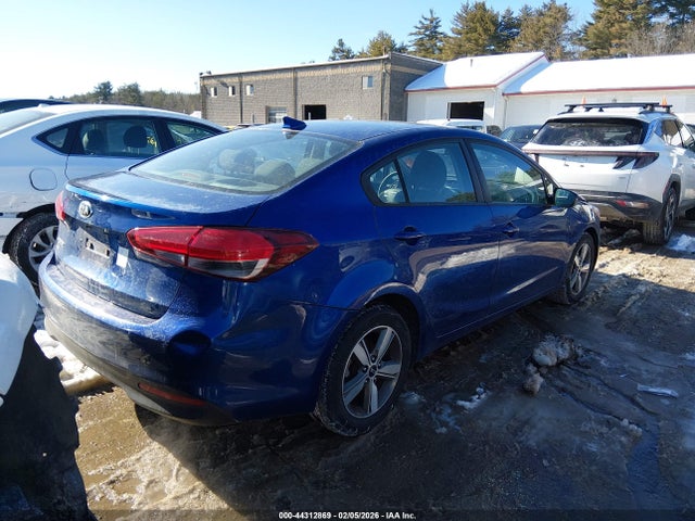 KIA FORTE LX 2018 3KPFL4A72JE241202 Image 4