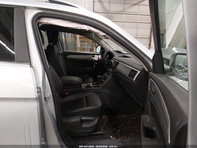 44312905 :رقم المزاد ، 1V2KR2CA5JC563025 vin ، 2018 Volkswagen Atlas 3.6l V6 Se مزاد بيع