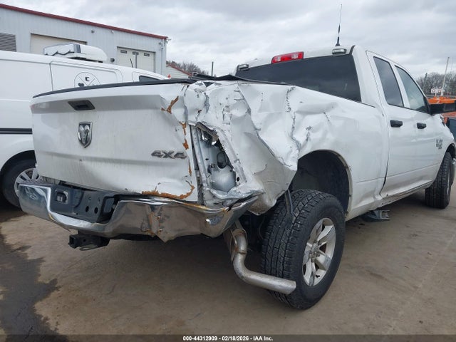 Продаж на аукціоні авто 2022 Ram 1500 Classic Tradesman  4x4 6'4 Box, vin: 1C6RR7FG5NS210932, номер лоту: 44312909