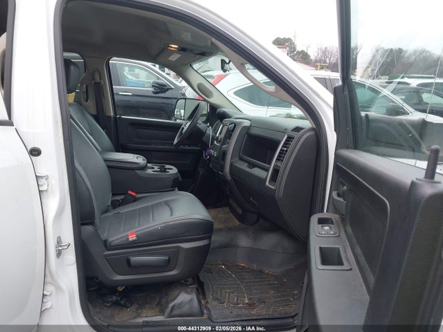 Продаж на аукціоні авто 2022 Ram 1500 Classic Tradesman  4x4 6'4 Box, vin: 1C6RR7FG5NS210932, номер лоту: 44312909